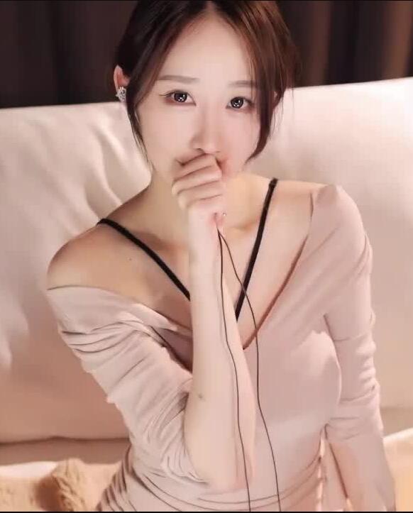 ASMR 周童潼温柔的女友躺在你身边口音