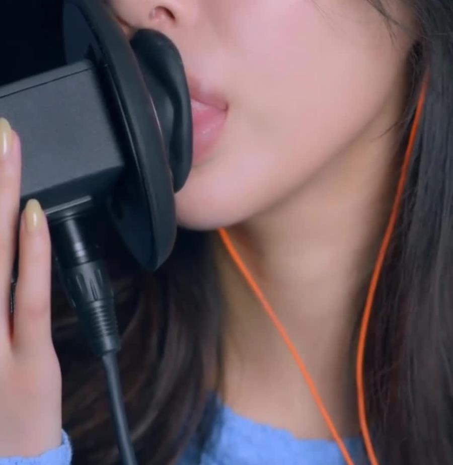 小萌会员ASMR福利舔耳视频10-8