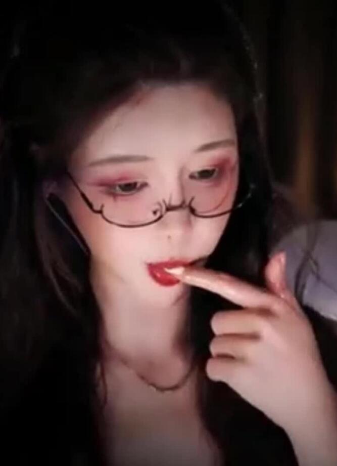 虎牙深情默指导ASMR福利弹舌口腔音