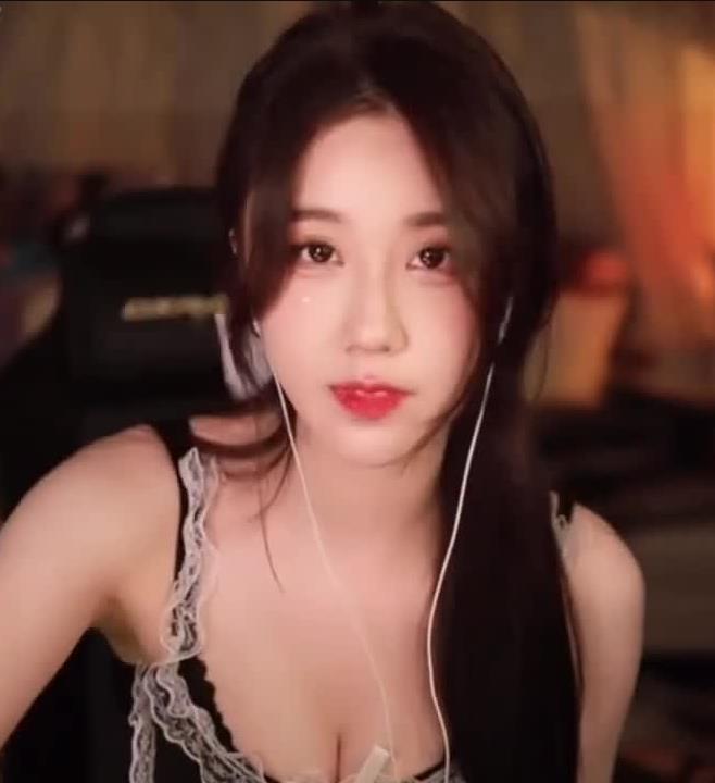 ASMR 3D小剧场：女仆的夜间服务 _ 轩子巨2兔