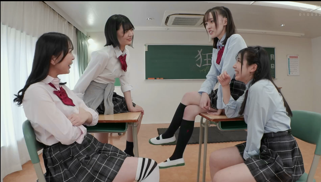 救命！我被四个jk包围了 【3.75g】